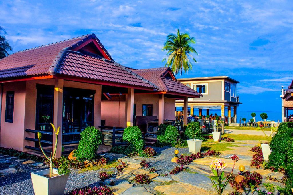 Needa Rock Resort Khanom Exterior foto
