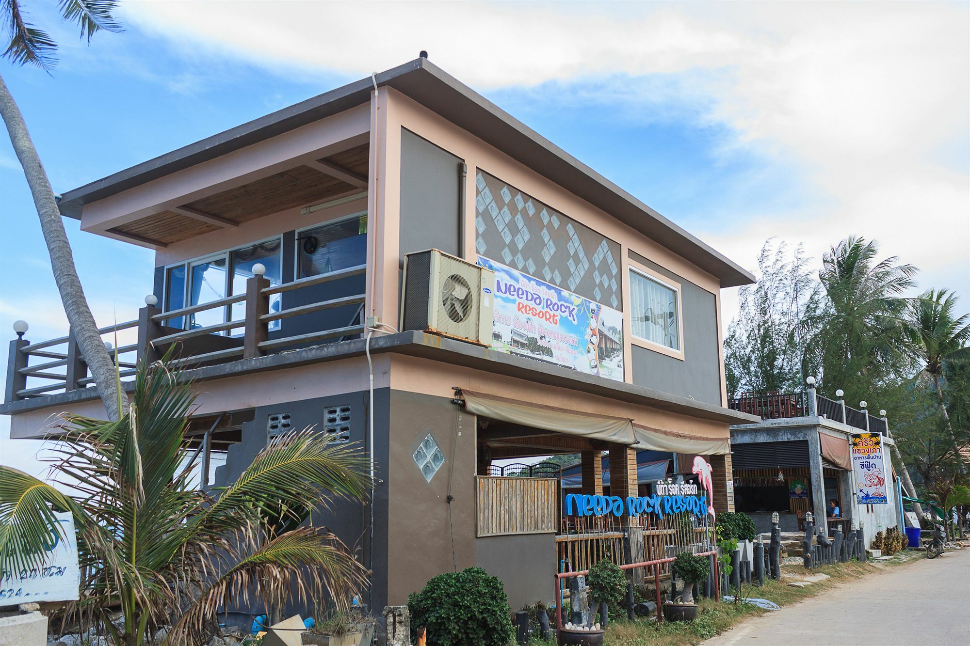 Needa Rock Resort Khanom Exterior foto